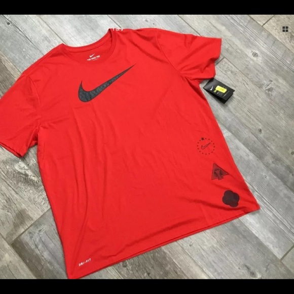 the nike tee athletic cut dri fit mens